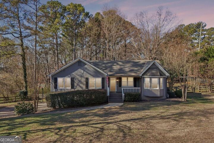 Property Photo: 1600 Mountain Trace GA 30114