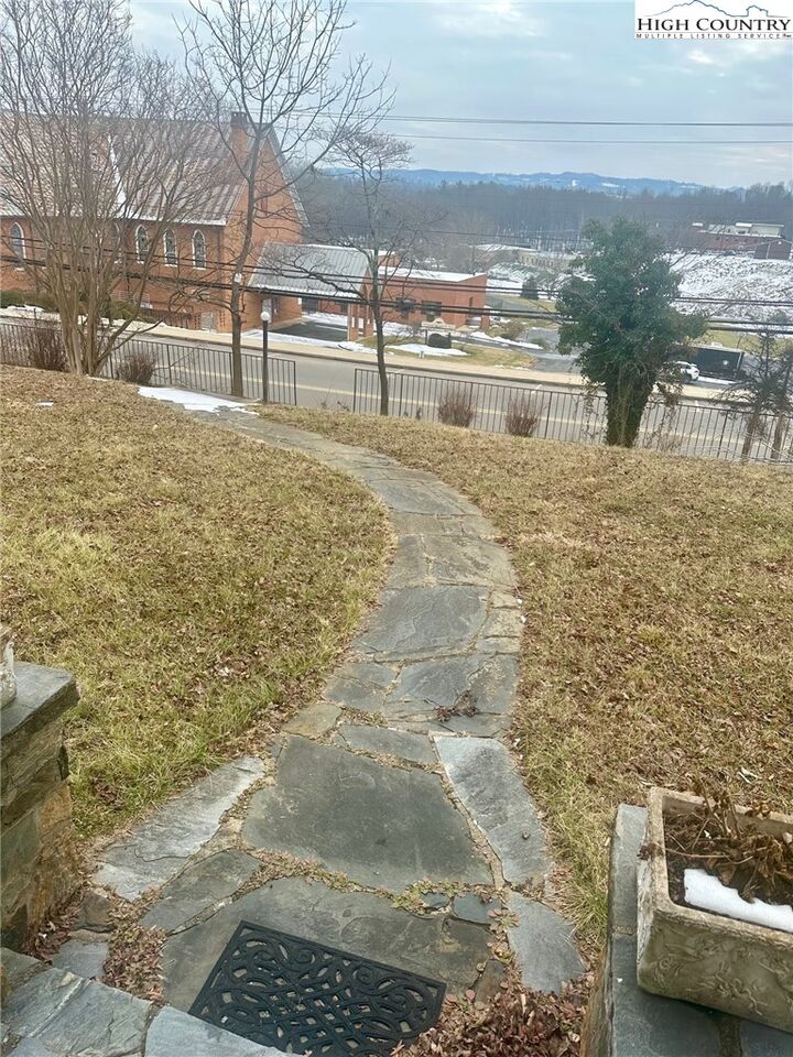 Property Photo:  402 W Main Street  NC 28697 