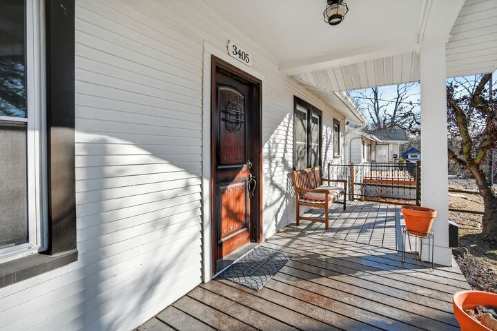 Property Photo: 3405 Washington Avenue IA 50310