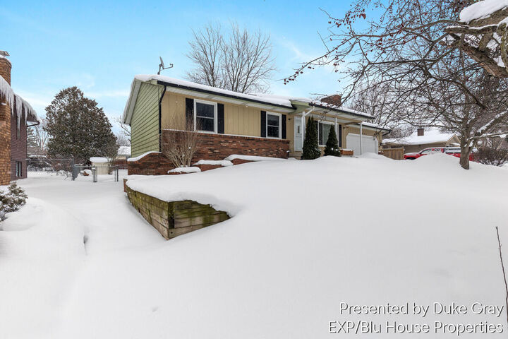 Property Photo:  5886 Bramalea Avenue SE  MI 49508 