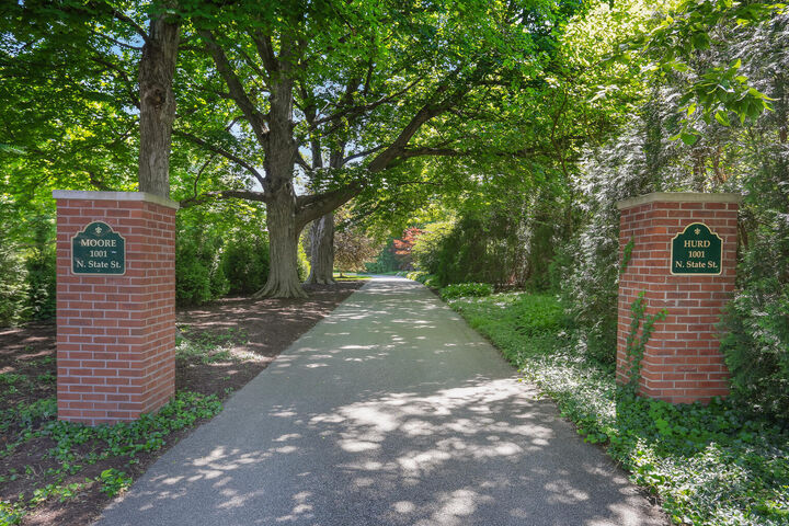 Property Photo:  1001 N State Street  IL 61856 