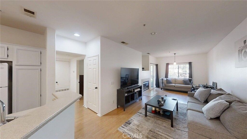 Property Photo: 26426 Arboretum 806 CA 92563