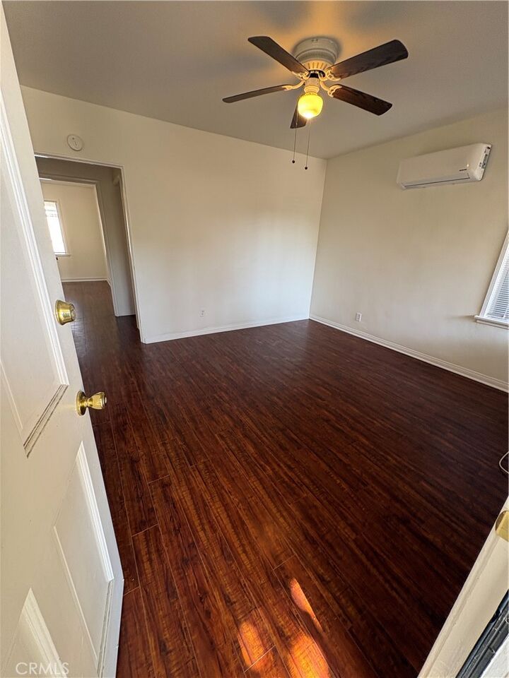 Property Photo:  811 W Foothill 1/2  CA 91016 