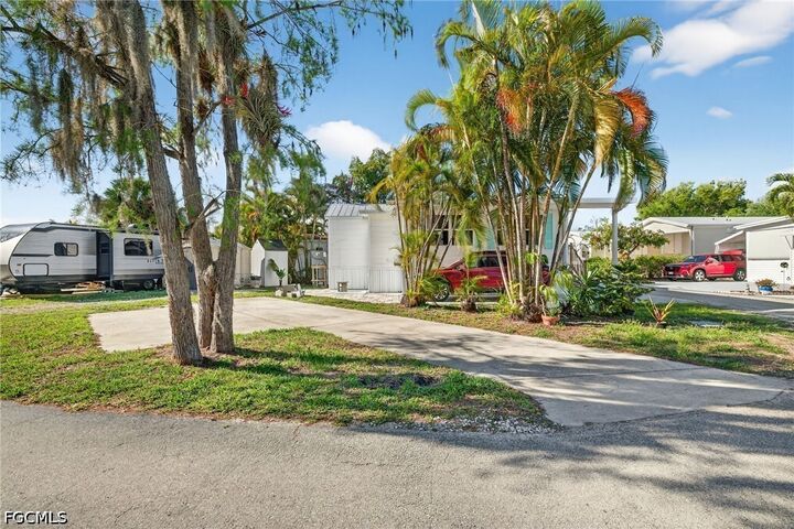 Property Photo: 5109 White Sky Circle FL 33908