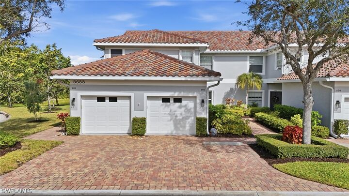 Property Photo:  5655 Northboro Drive 101  FL 34110 