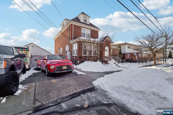 Property Photo:  164 Farnham Avenue  NJ 07644 