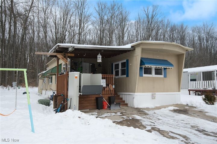 Property Photo:  92 Larry Lane  OH 44410 