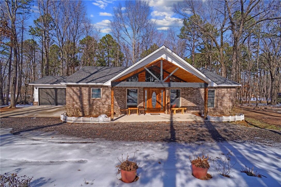 Property Photo: 10237 Lakeridge Road AR 72834