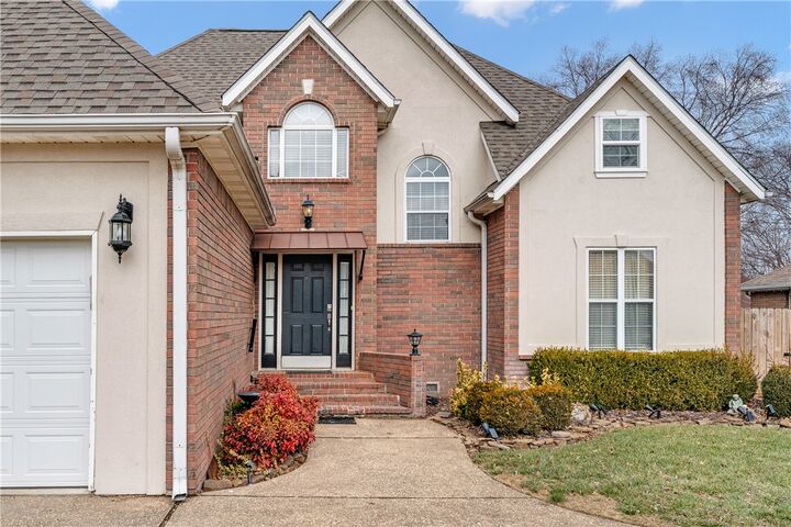 Property Photo: 407 Gray Court AR 72761