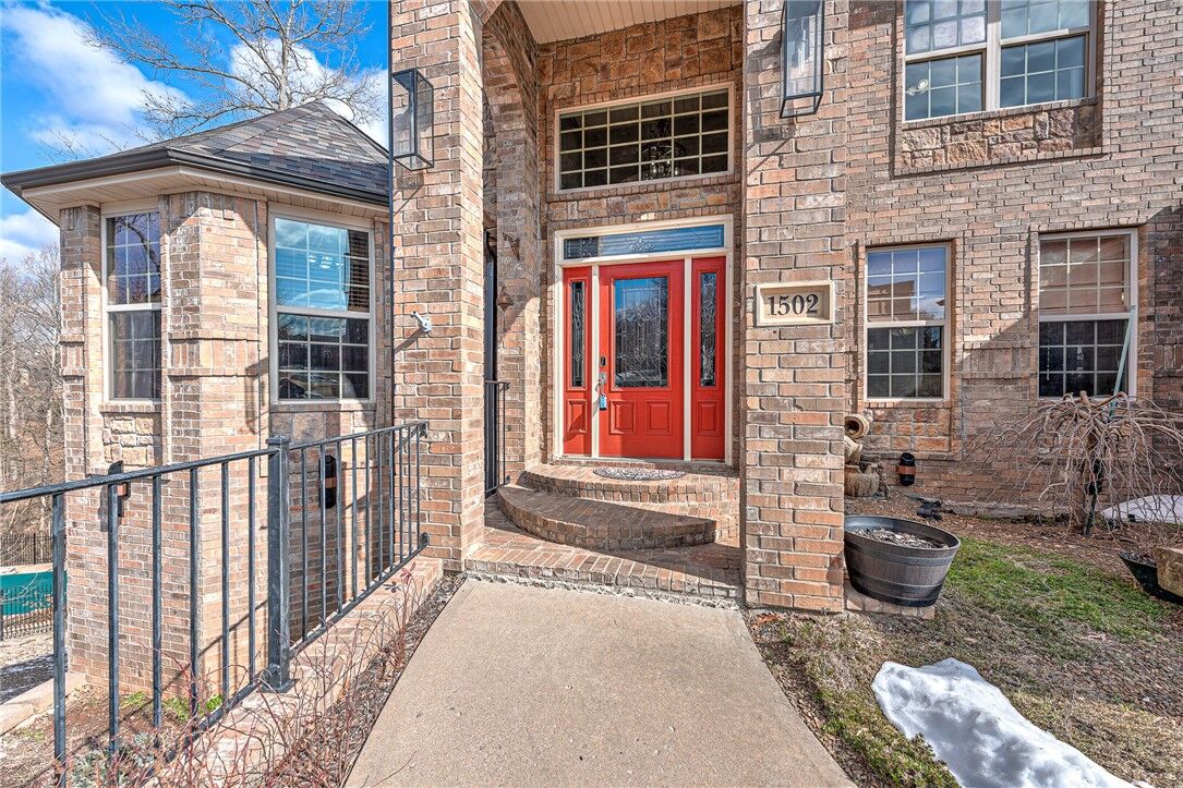 Property Photo:  1502 NE Bluff Spring Avenue  AR 72712 