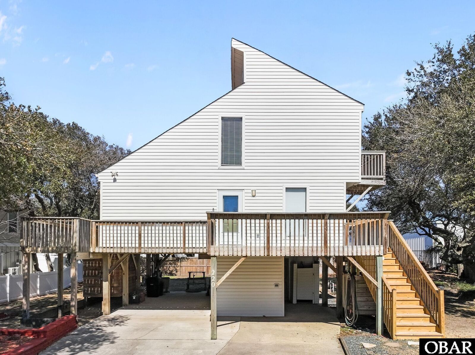 Property Photo:  220 Shiloh Street  NC 27948 