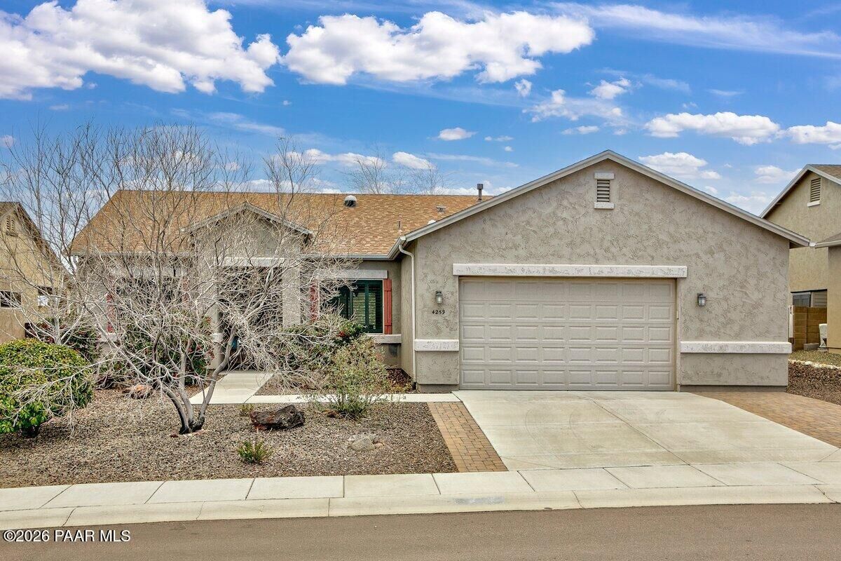 Property Photo: 4259 N Cambridge Avenue AZ 86314