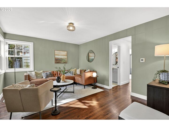 Property Photo:  7814 N Willamette Blvd  OR 97203 