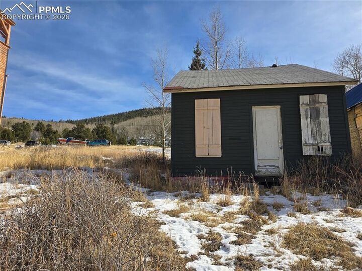 Property Photo:  906 Victor Avenue  CO 80860 