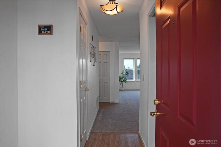 Property Photo:  22472 SE Highland Circle 2367  WA 98029 
