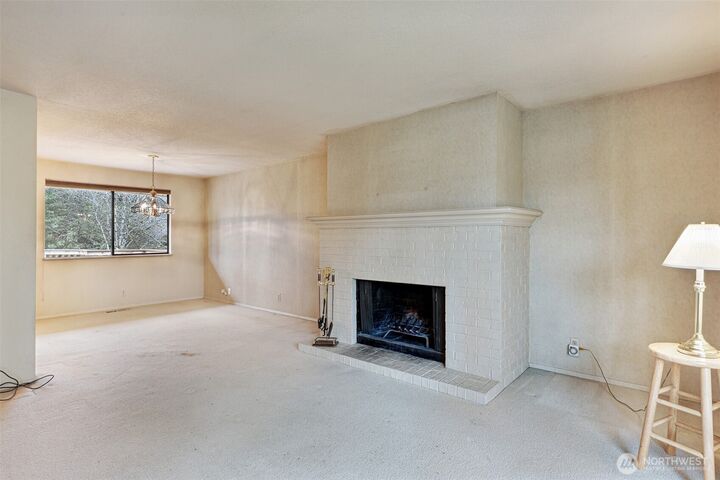 Property Photo:  19624  62nd Avenue NE  WA 98028 