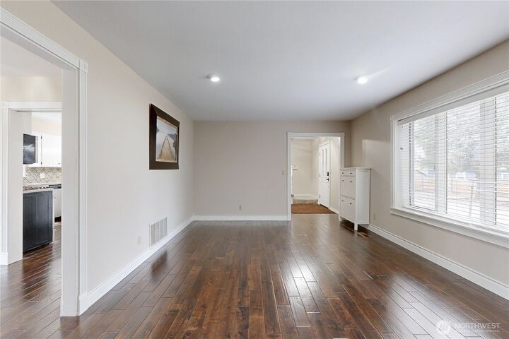 Property Photo:  958  Abbott Road  WA 99362 