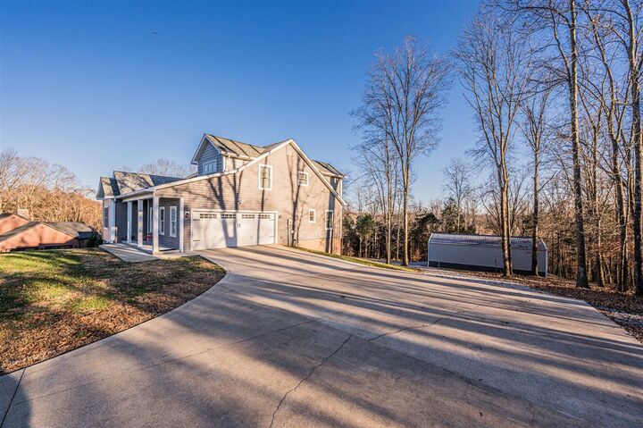 Property Photo:  105 Hidden Cove Road  KY 42156 