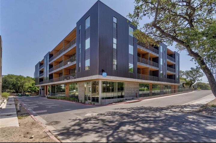 Property Photo:  900 S 1st Street 304  TX 78704 