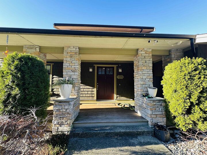 Property Photo: 700 Ocean Crest Drive BC V8B 1A3