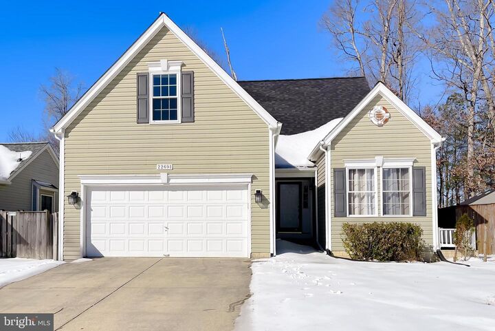 Property Photo: 22691 Kinnegad Place MD 20634
