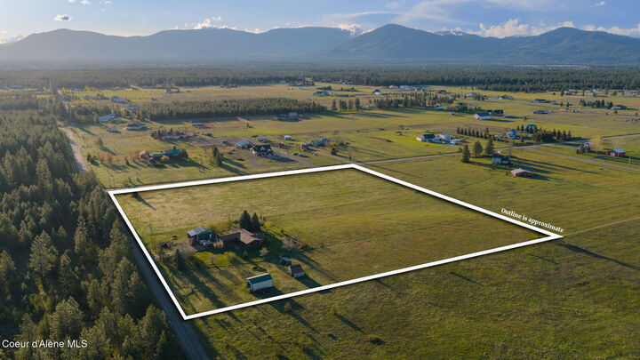 Property Photo:  1888 E Shoshone Ave  ID 83801 