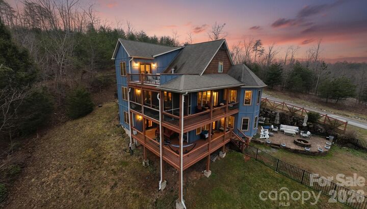 Property Photo:  334 Willow Top Lane  NC 28746 