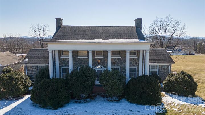 Property Photo: 615 Carbon City Road NC 28655