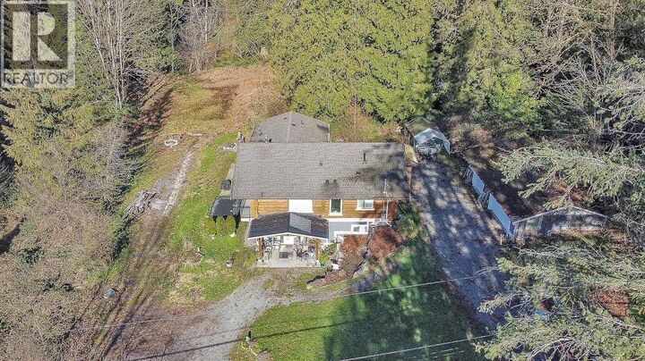 Property Photo: 23369 141 Avenue BC V4R 2R4