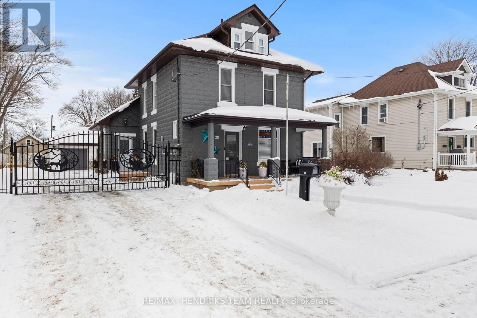 Property Photo:  28 Ramey Avenue  ON L3K 2L3 