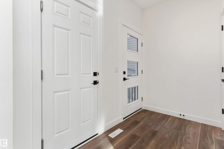 Property Photo:  19107 20 Avenue NW  AB T6M 3E8 