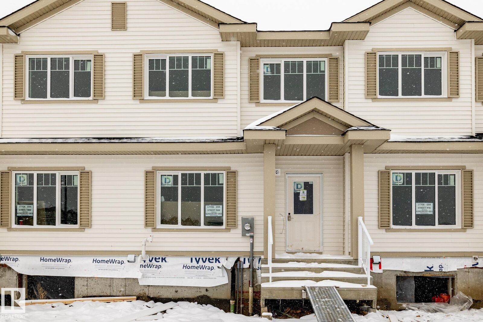 Property Photo:  17706 69A Street NW  AB T5Z 0W6 