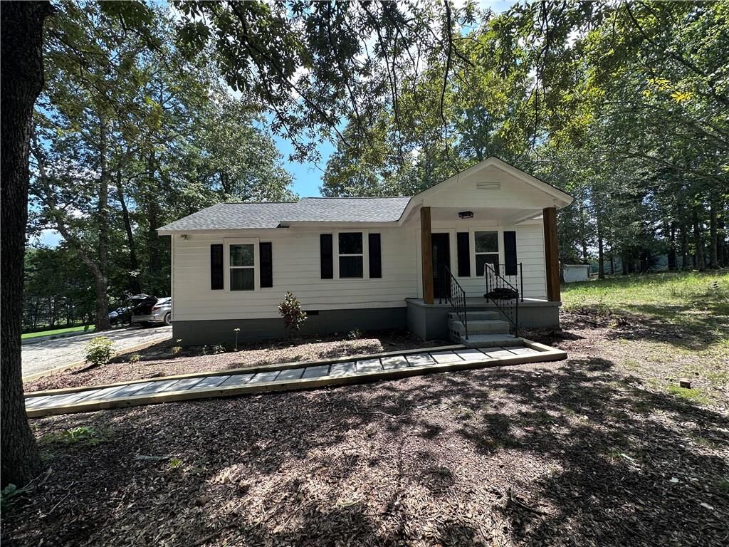 Property Photo:  441 Wages Road  GA 30011 
