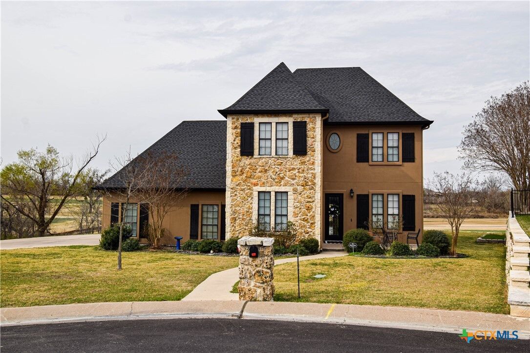 Property Photo:  1220 Larkspur Lane  TX 76502 