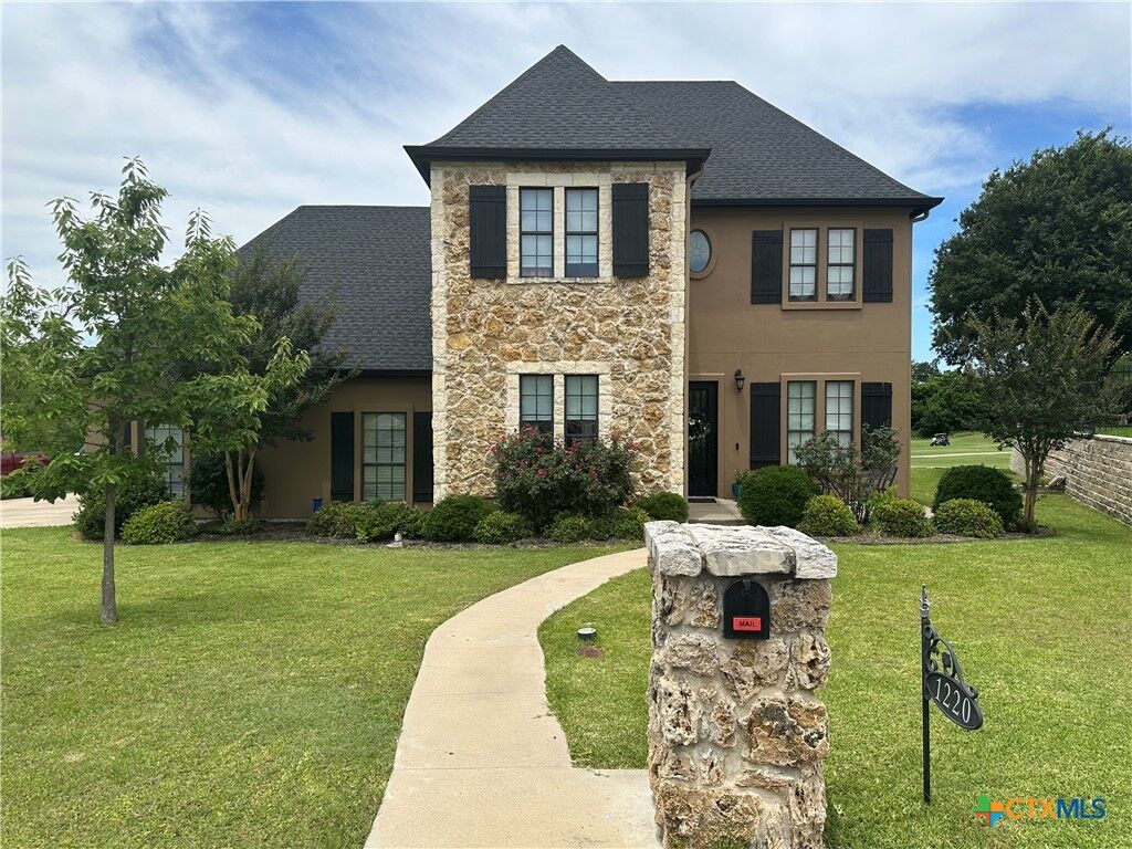 Property Photo: 1220 Larkspur Lane TX 76502