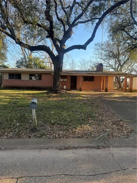 Property Photo: 5106 Benjamin Street LA 71303