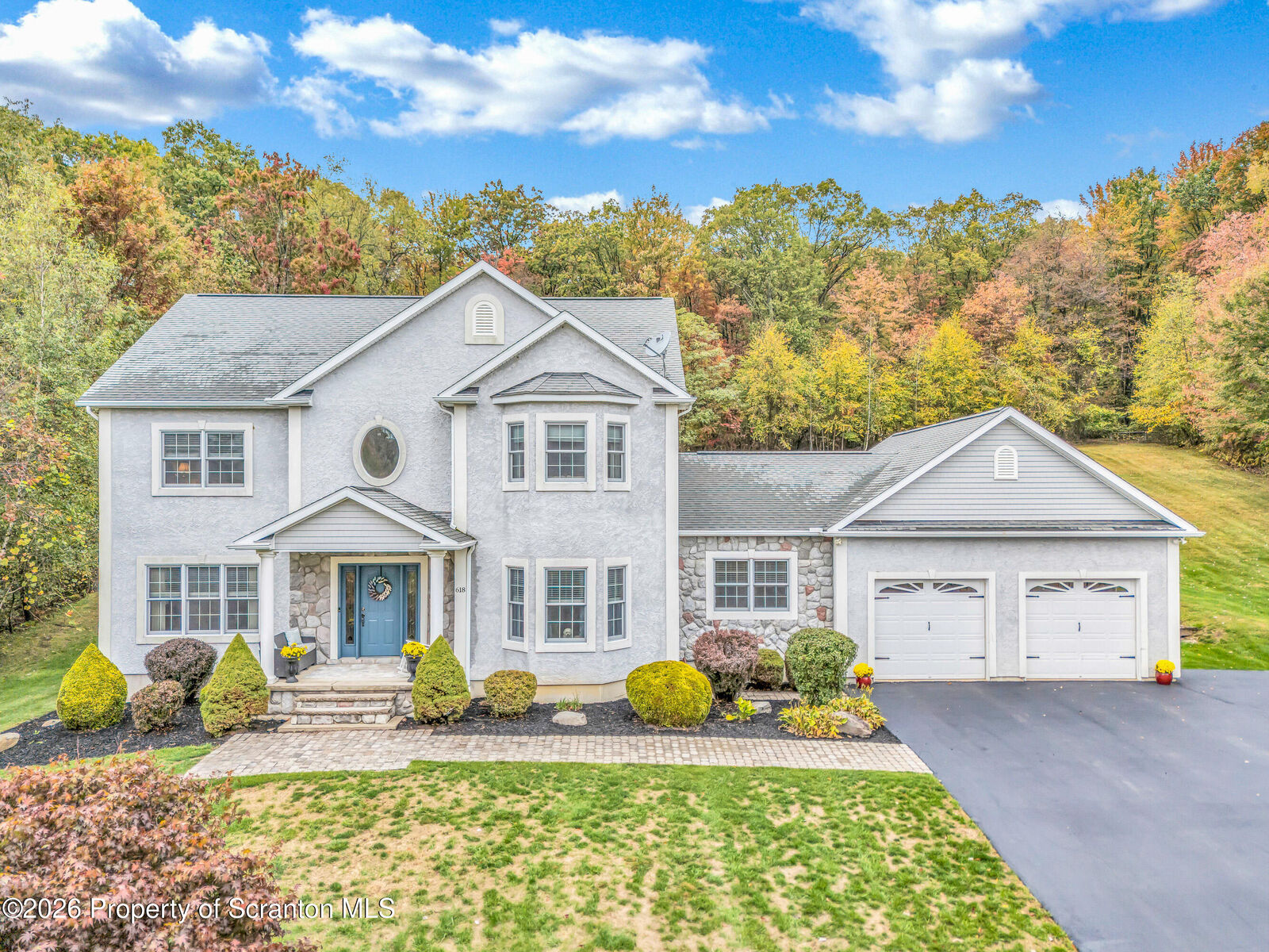 Property Photo: 618 Goldbutton Street PA 18403