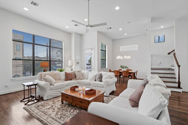 Property Photo:  1514 Beall Street  TX 77008 