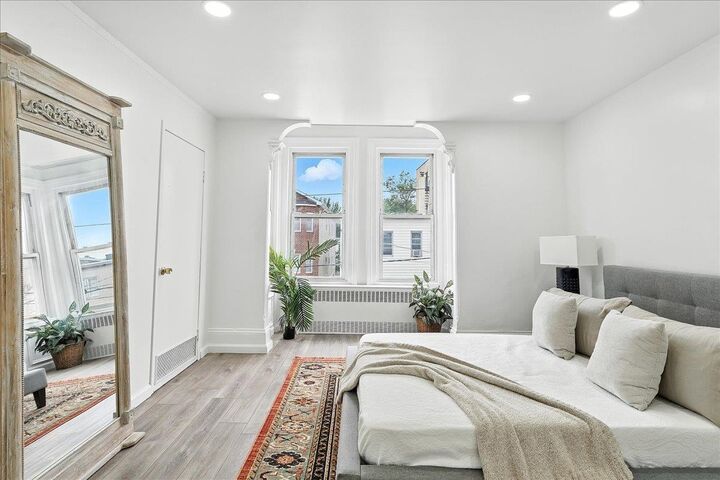 Property Photo:  283 Griffith St  NJ 07307 