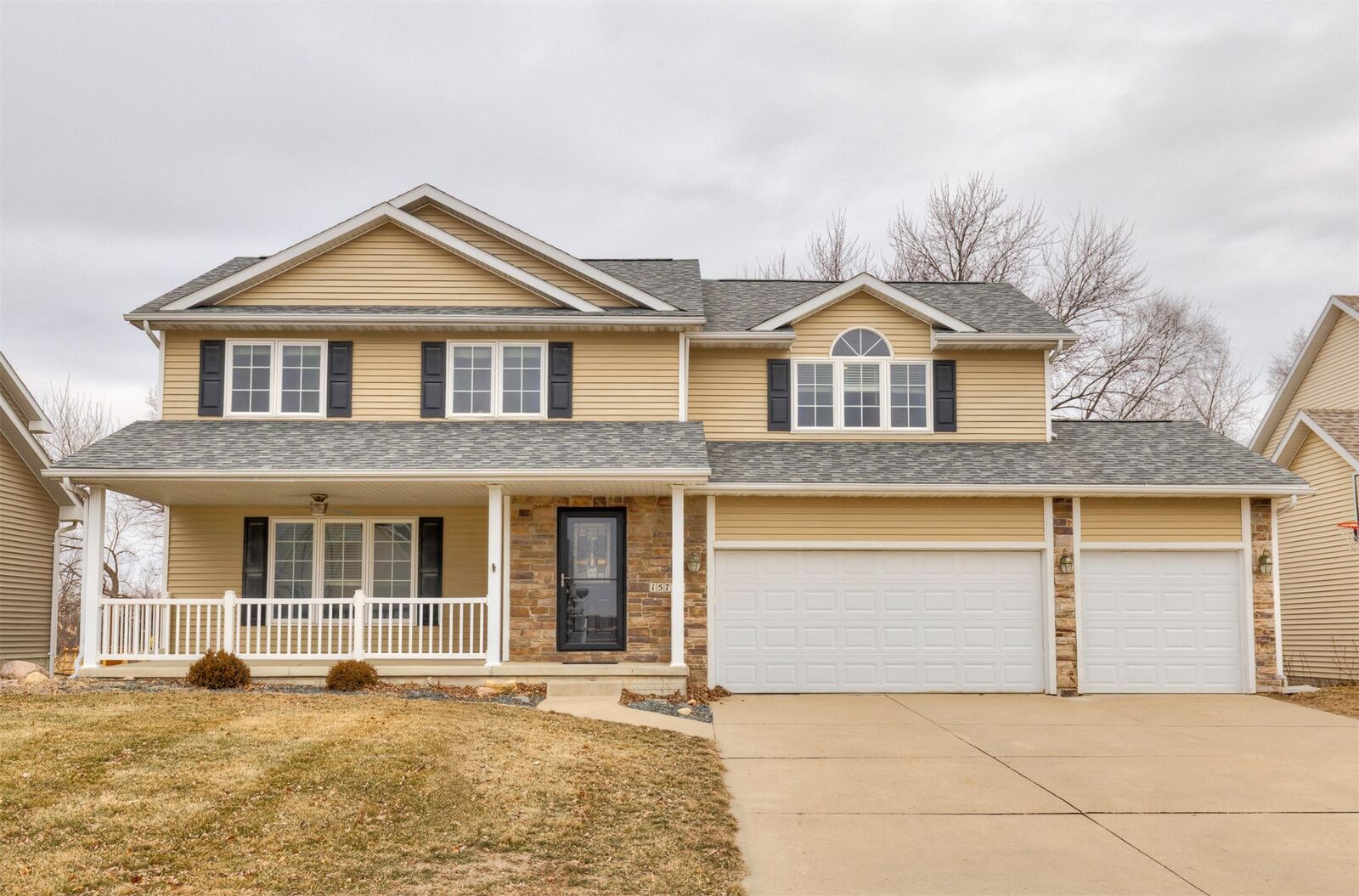 Property Photo:  15715 Tanglewood Drive  IA 50323 
