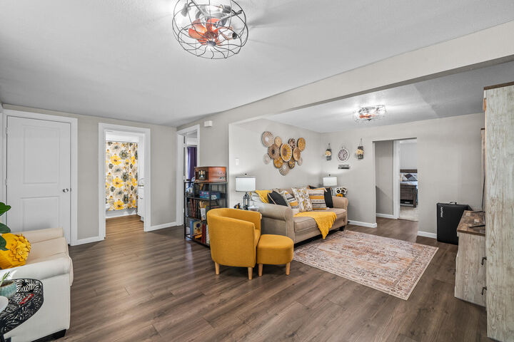 Property Photo:  1070 S 1st Street  TX 79364 