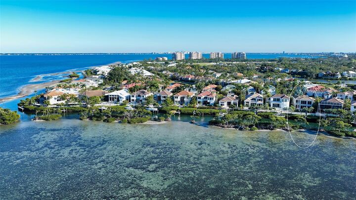 Property Photo: 3548 Fair Oaks Lane FL 34228