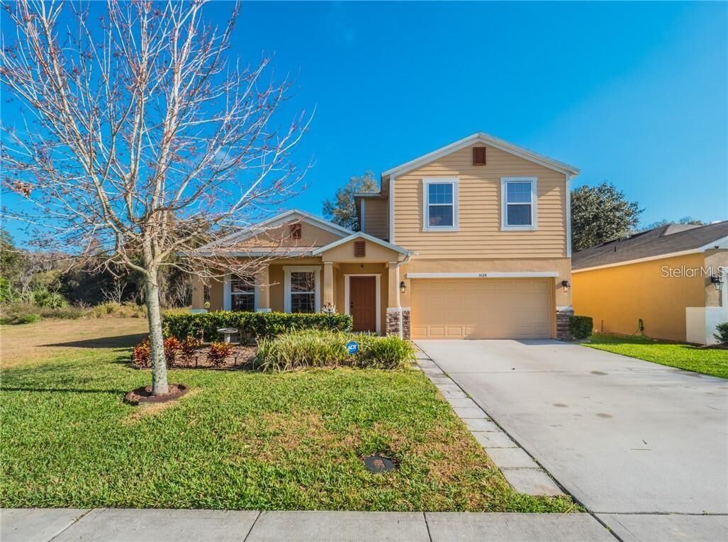 Property Photo:  5128 Grassy Knoll Drive  FL 32778 