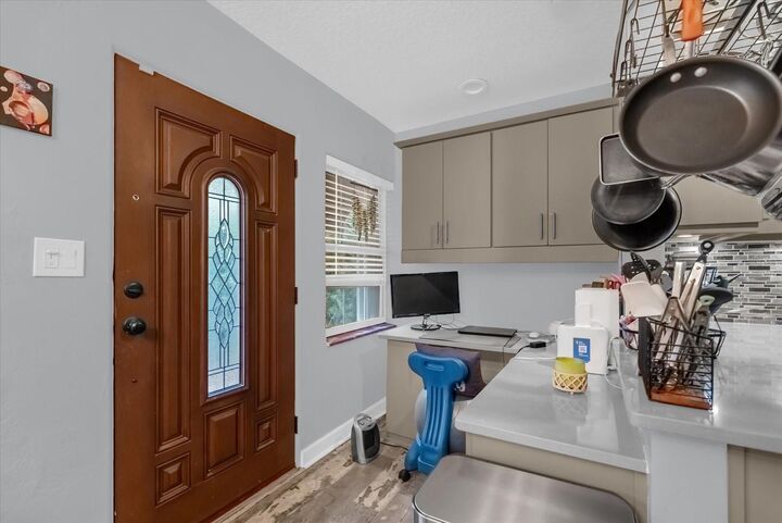 Property Photo:  107 NE Ivanhoe Boulevard  FL 32804 