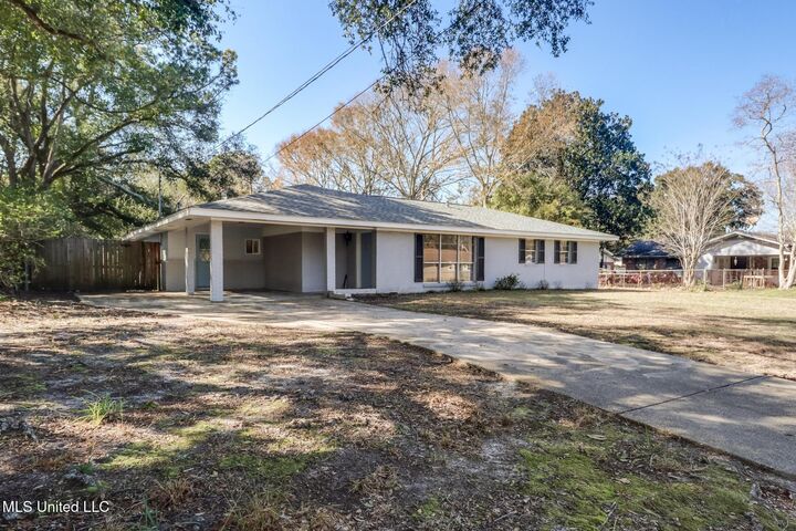 Property Photo:  323 Carter Road  MS 39531 