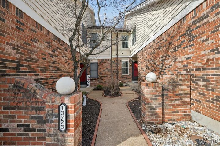 Property Photo:  13721 La Conte Court  MO 63128 