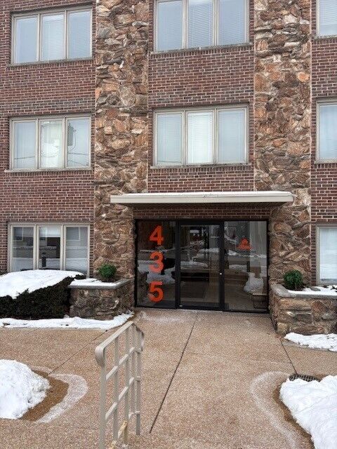 Property Photo:  435 Ridge Road 108  IL 60091 