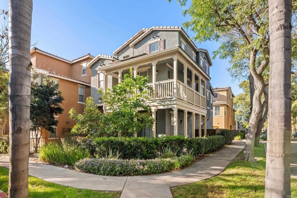 Property Photo:  1858 Wedgewood Pl  CA 91913 