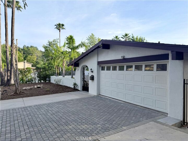 Property Photo: 2080 Ashington Drive CA 91206