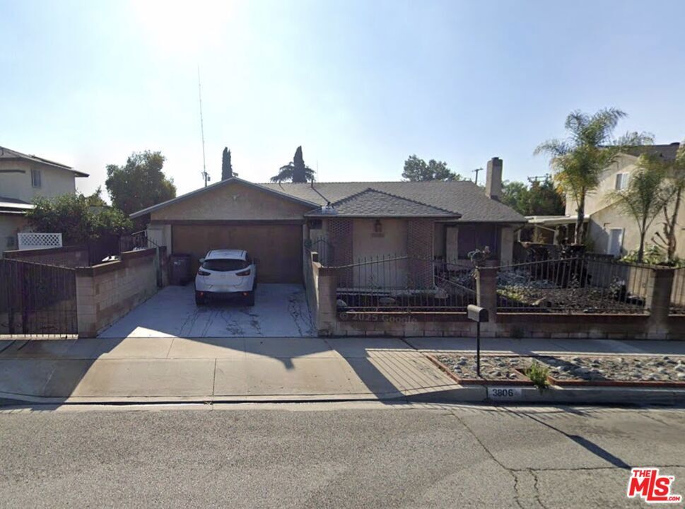 Property Photo: 3806 Cosbey Street CA 91706